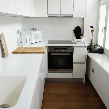 Modern And Classic Meet Apartman *