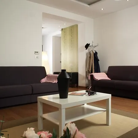 Modern And Classic Meet Διαμέρισμα *